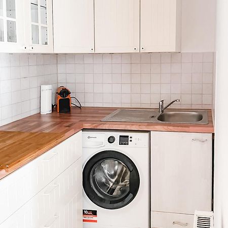 Schoene Wohnung, Eigene Terrasse, Privater Parkplatz, Wi-Fi, Waschmaschine, 3P เคมนิตซ์ ภายนอก รูปภาพ