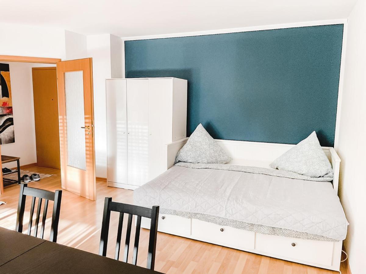 Schoene Wohnung, Eigene Terrasse, Privater Parkplatz, Wi-Fi, Waschmaschine, 3P เคมนิตซ์ ภายนอก รูปภาพ